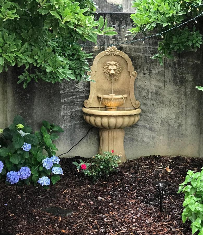 The Dahlonega Square Hotel & Villas エクステリア 写真