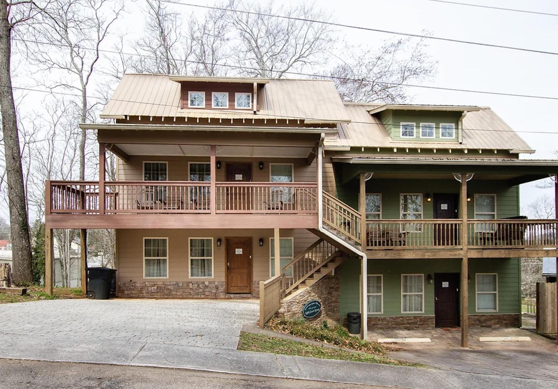 The Dahlonega Square Hotel & Villas エクステリア 写真
