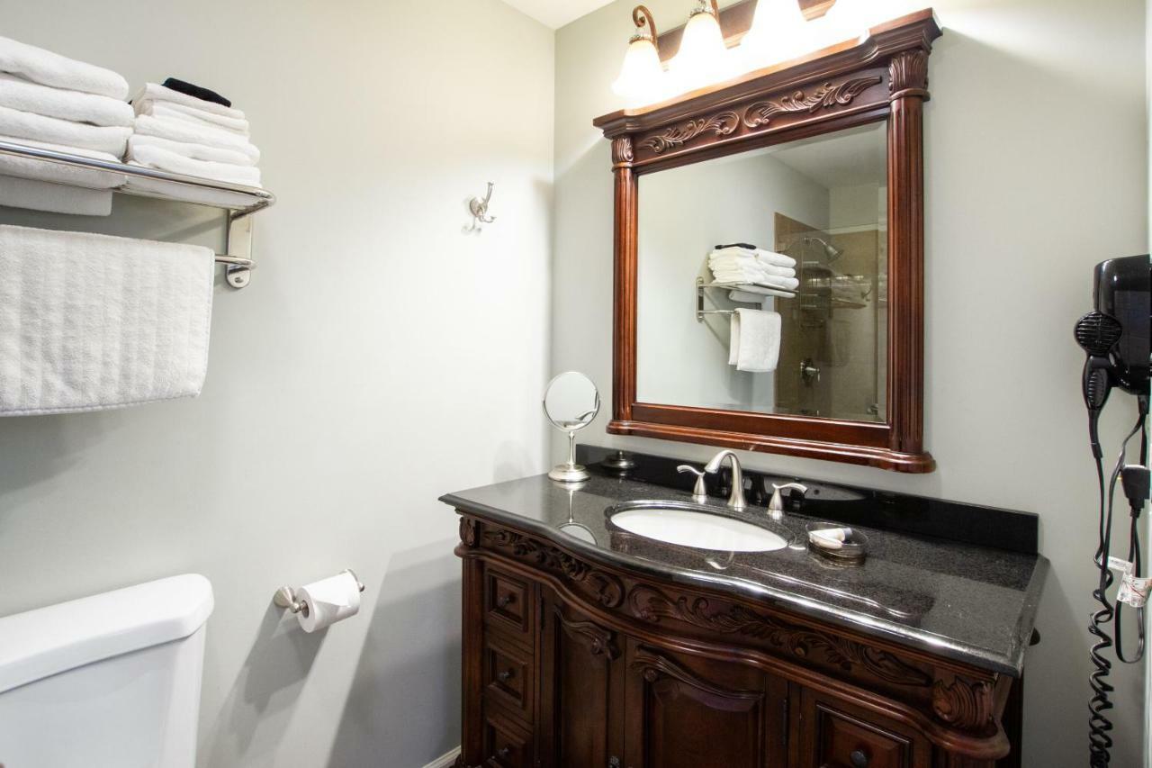 The Dahlonega Square Hotel & Villas エクステリア 写真