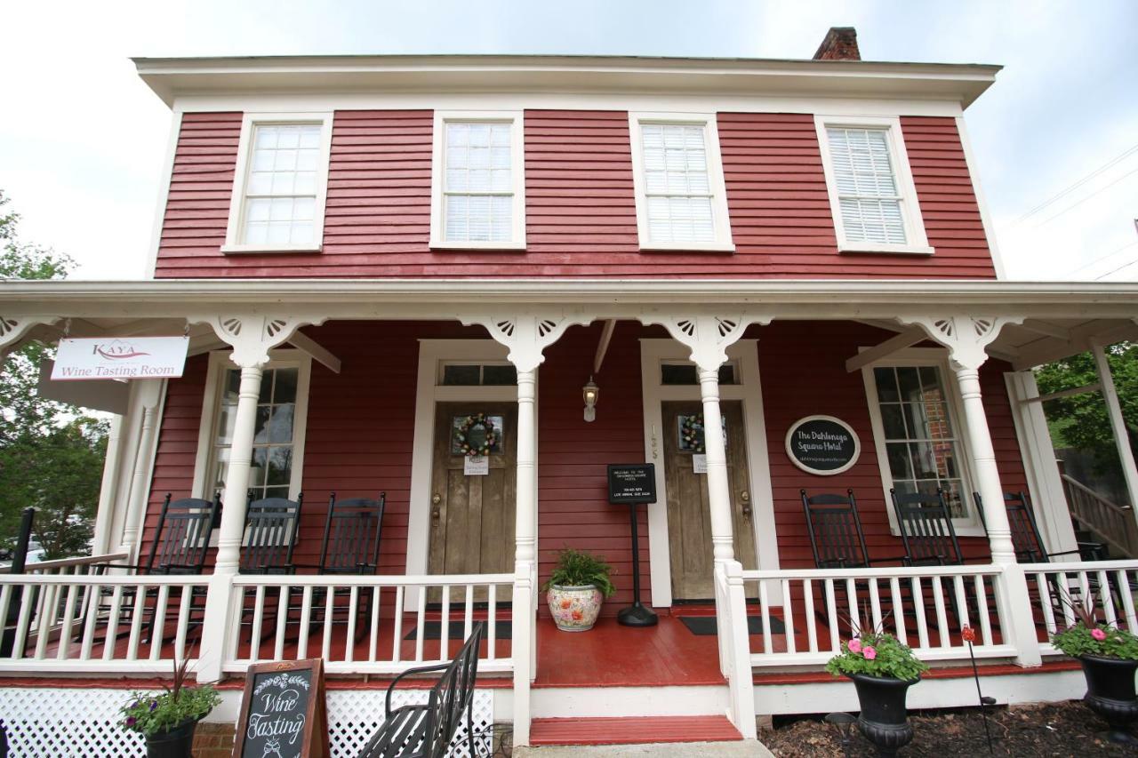 The Dahlonega Square Hotel & Villas エクステリア 写真