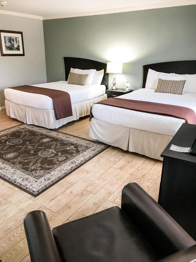 The Dahlonega Square Hotel & Villas エクステリア 写真